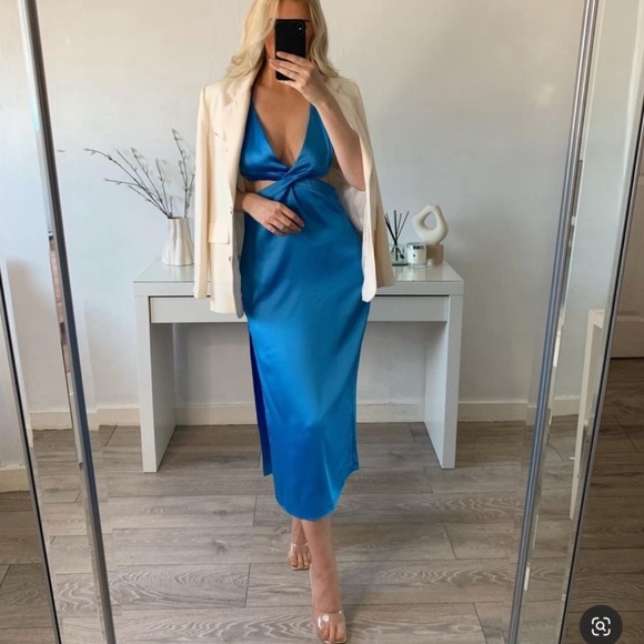 ZARA Satin Effect Cut Out Midi In Blue - Picture 10 of 17